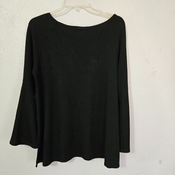 Karen Kane Woman's Black Flared Sleeve Casual Sweater Size XL - Picture 3 of 5